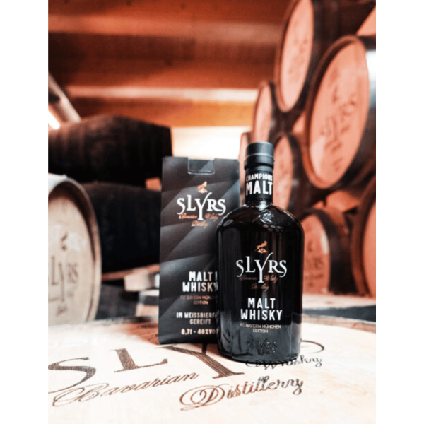 Sylrs Champions Malt Whisky FCB Edition 40% vol.
